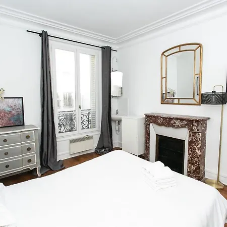 St Germain - Le Bon Marche Апартаменты