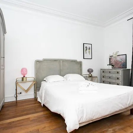 St Germain - Le Bon Marche