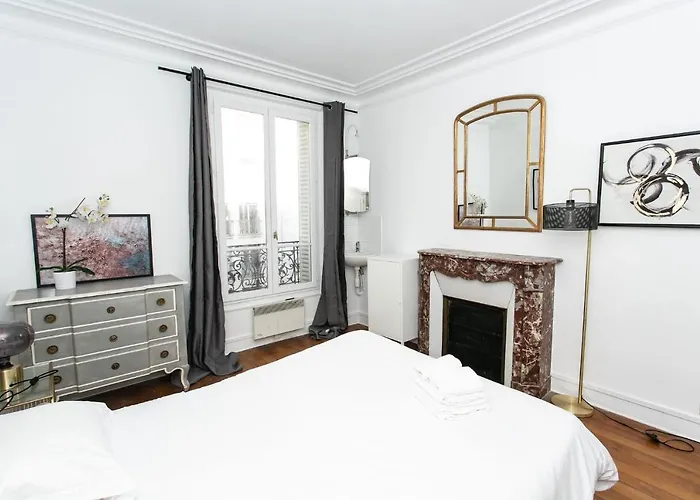 St Germain - Le Bon Marche Apartman